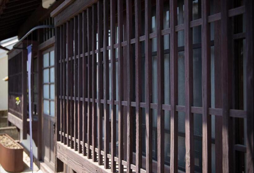 Ryokan 内子の宿 織