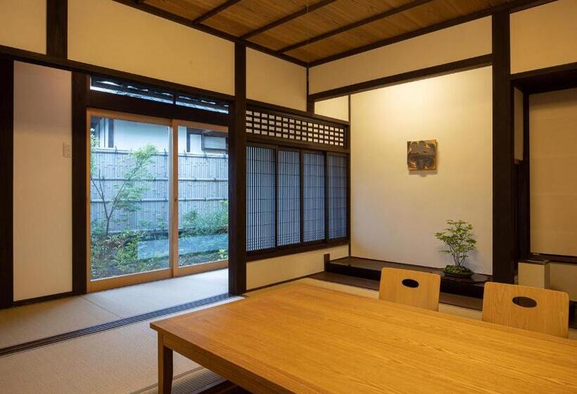 Ryokan 内子の宿 織