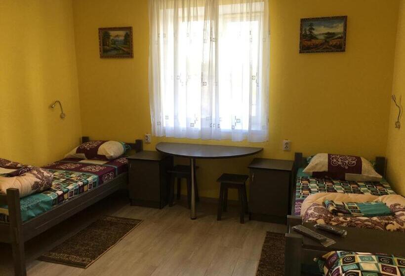 ユースホステル мини отель,хостел кенгуру