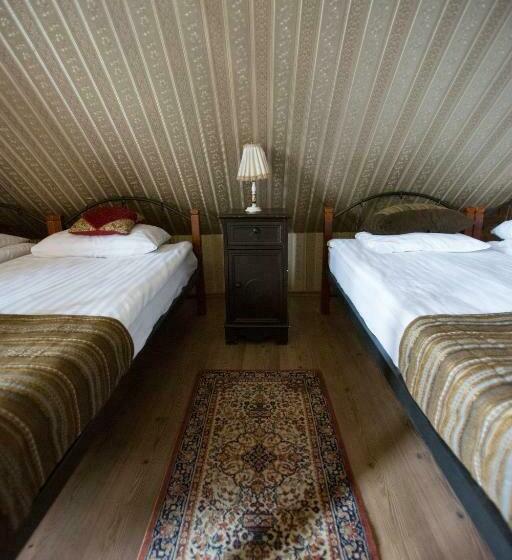 هاستل Akmenių Dvaras