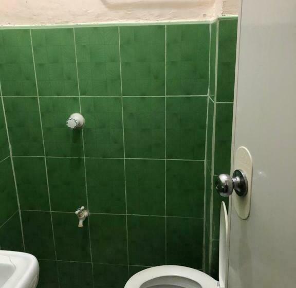 הוסטל Edem Tourist Inn Malapascua