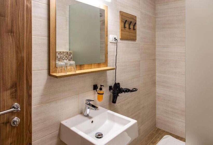 هاستل Vila Marin