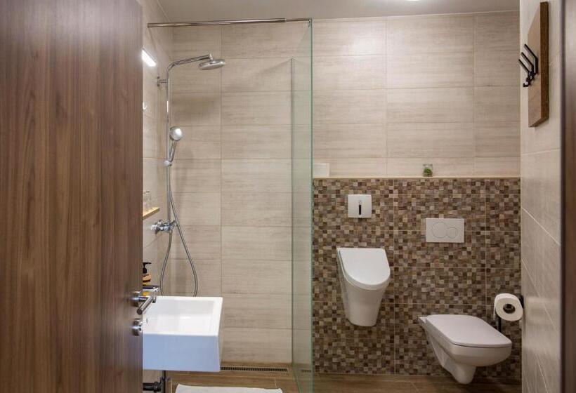 هاستل Vila Marin