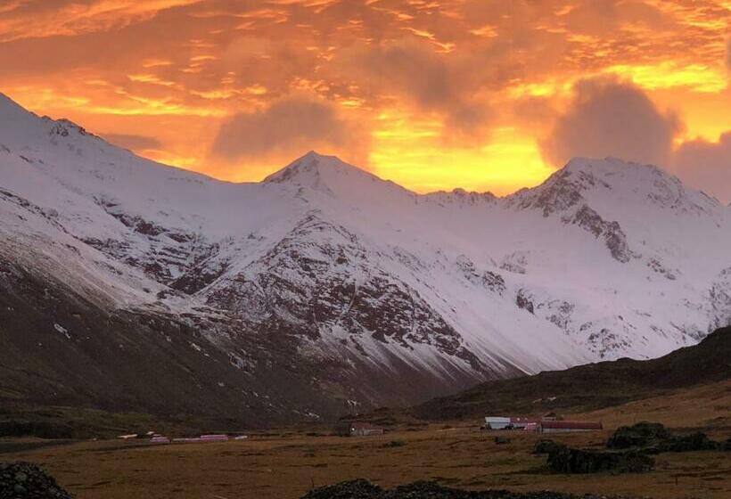 تختخواب و صبحانه Hrafnavellir Guest House