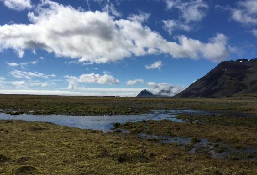 تختخواب و صبحانه Hrafnavellir Guest House