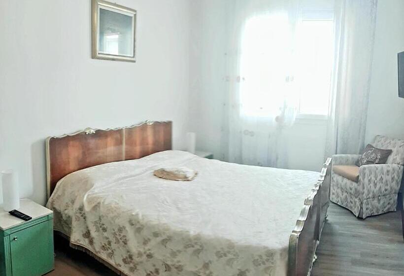 ベッドアンドブレックファースト Pop Art House Near Venice