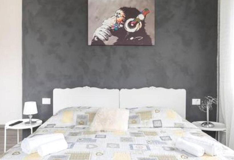 تختخواب و صبحانه Pop Art House Near Venice