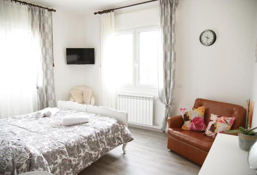 ベッドアンドブレックファースト Pop Art House Near Venice