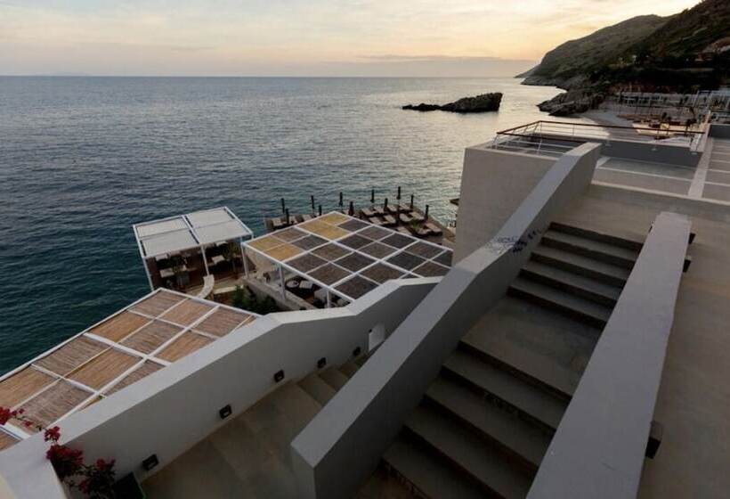 Folie Marine Beach Hotel Club