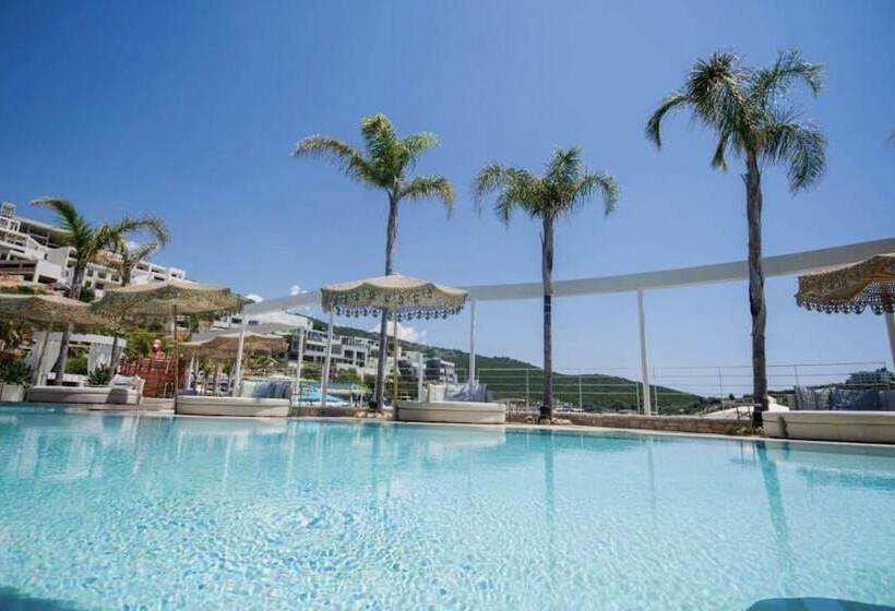 Folie Marine Beach Hotel Club