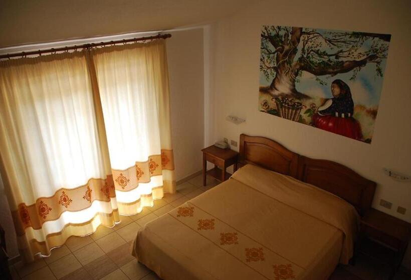 בית מלון כפרי Belvedere Tonara