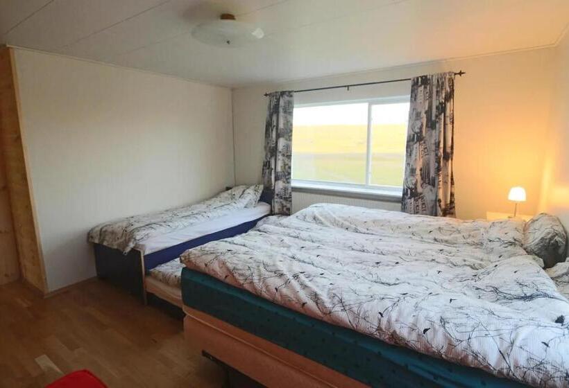 هتل Fagrabrekka Guesthouse