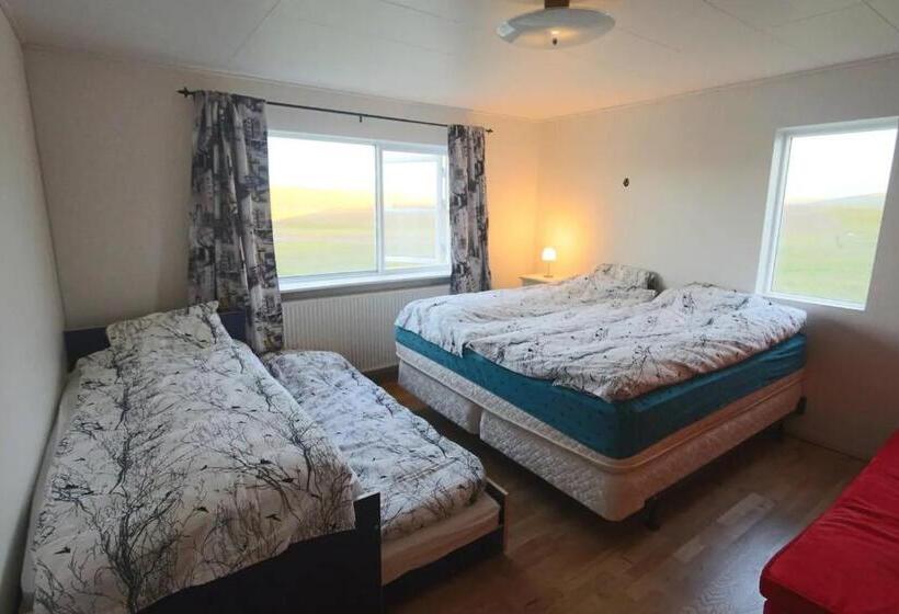 هتل Fagrabrekka Guesthouse