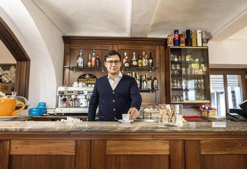 호텔 Locanda Italia