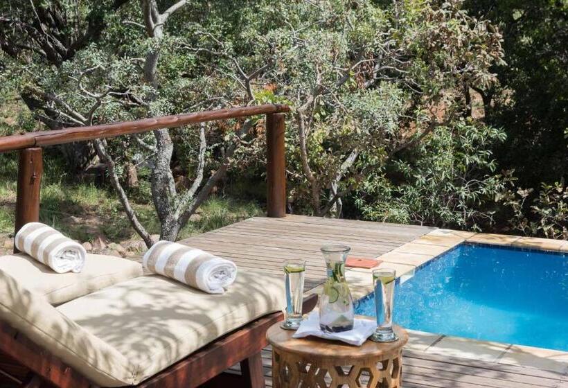 فندق Ndlovu Safari Lodge