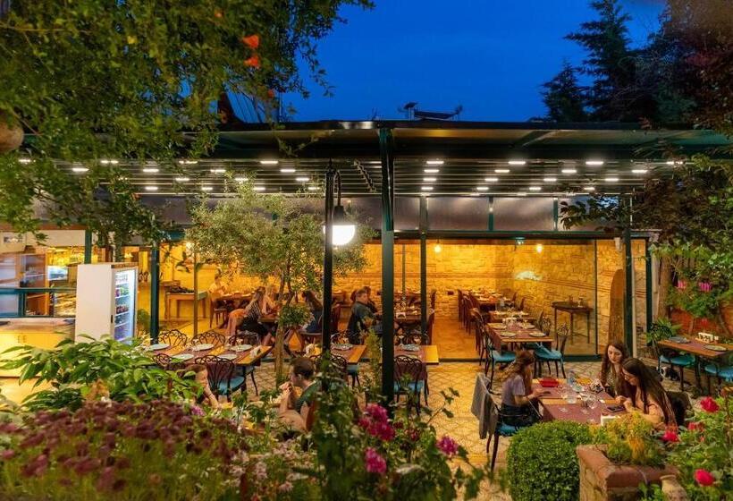 בית מלון כפרי Olive Garden Suite