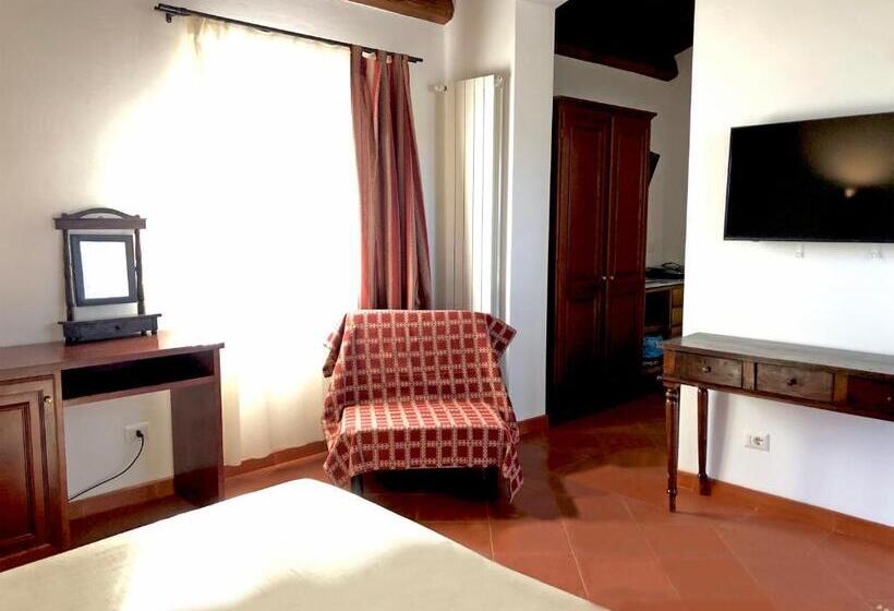ホテル Resort Fonte Vulci