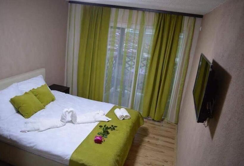 مُتل Etno Restoran Ranc