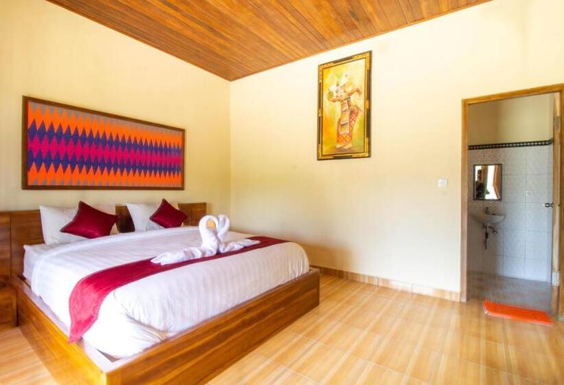 פנסיון Batang Golden Hills