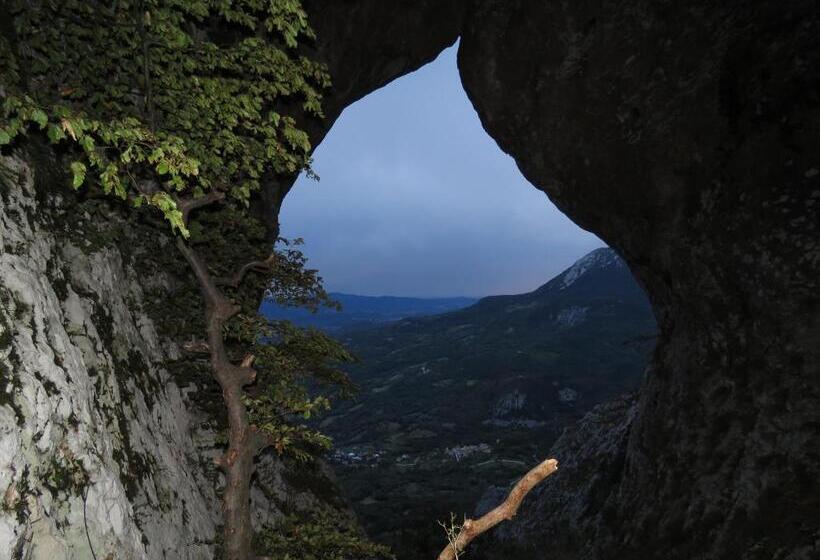 پانسیون Gostilna Tratnik