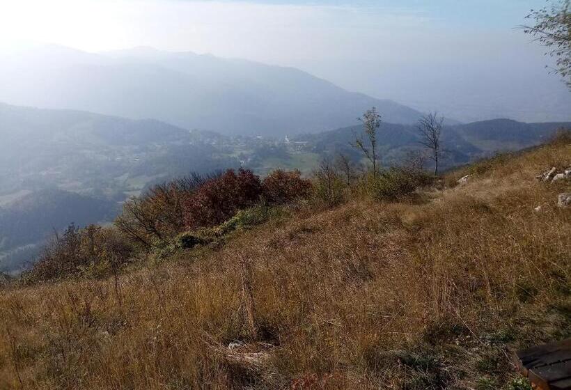 پانسیون Gostilna Tratnik