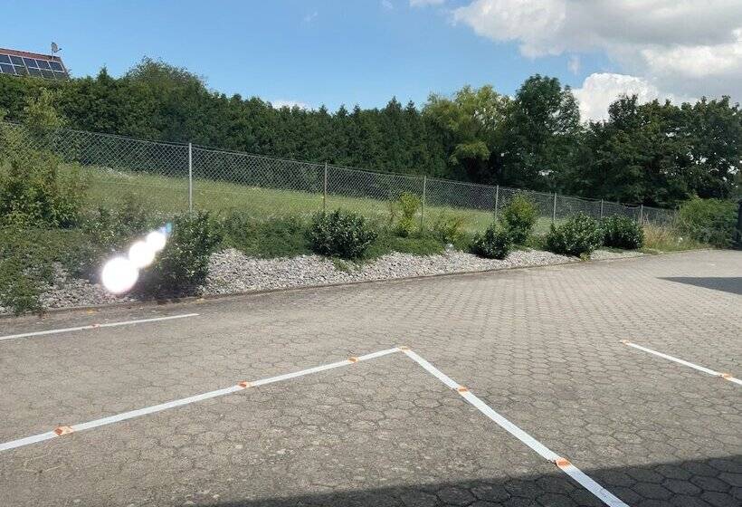 펜션 Gästehaus Estenfeld Bei Würzburg 24 H