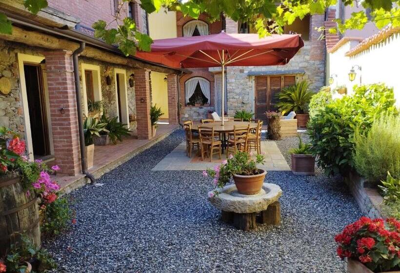 펜션 La Cascina Di Anna