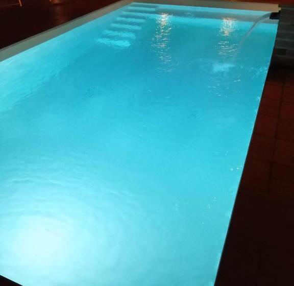 펜션 La Cascina Di Anna