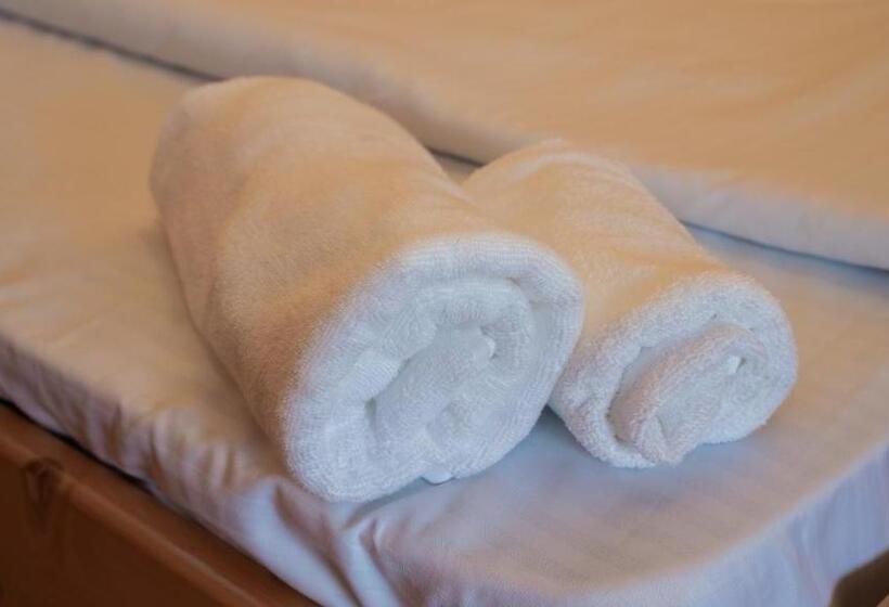 פנסיון La Căsuțe