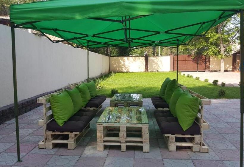 پانسیون Prime Time Guest House