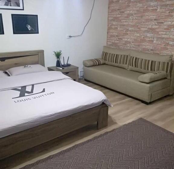 پانسیون Prime Time Guest House