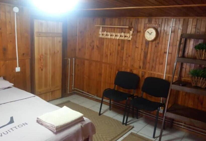 پانسیون Prime Time Guest House