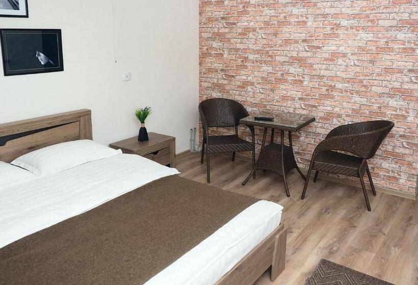 پانسیون Prime Time Guest House