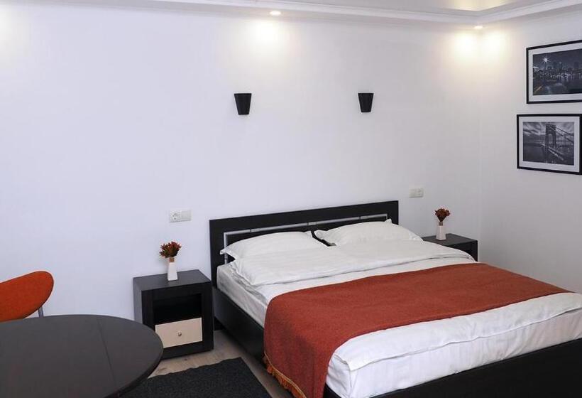 پانسیون Prime Time Guest House