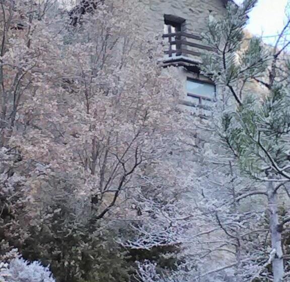 Пансион Refugi Quatre Cases