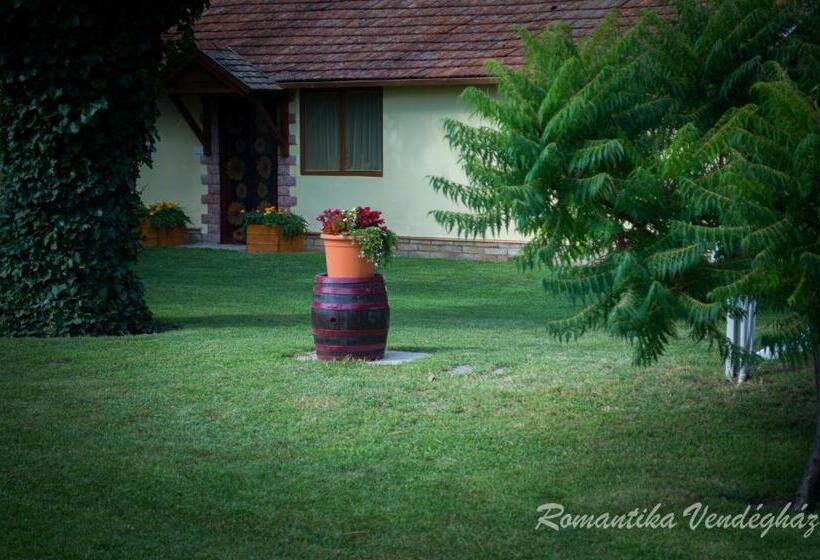 بنسيون Romantika Vendégház