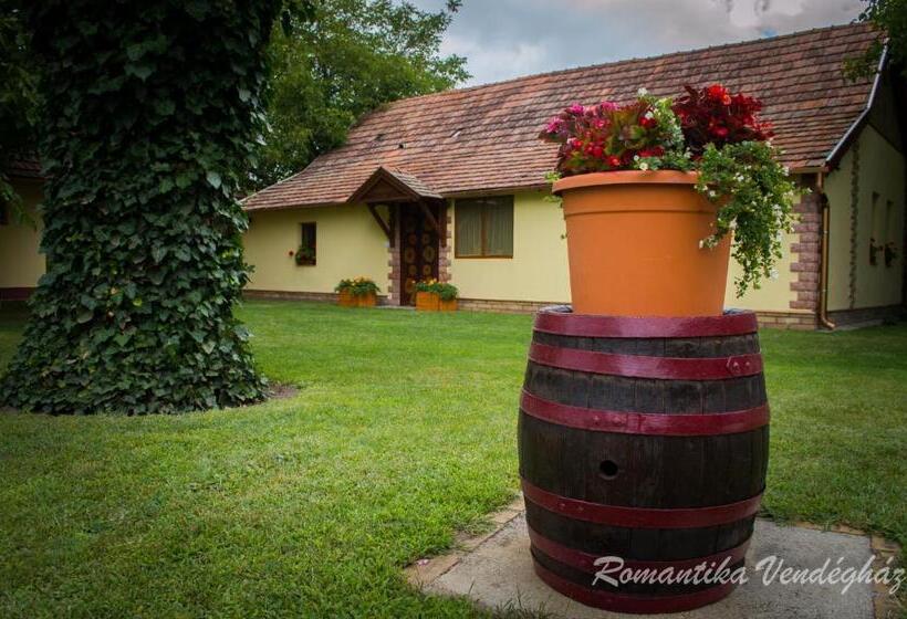 بنسيون Romantika Vendégház