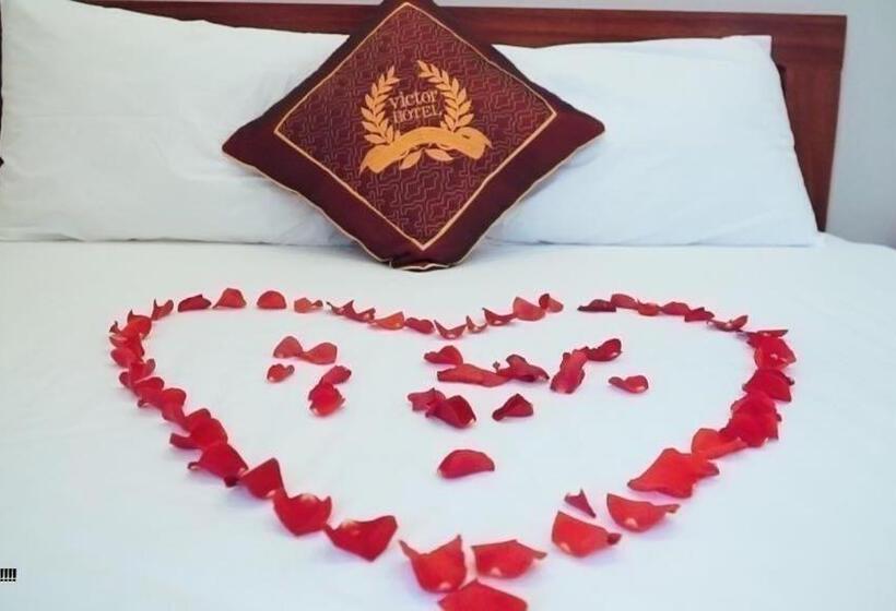 پانسیون Victor