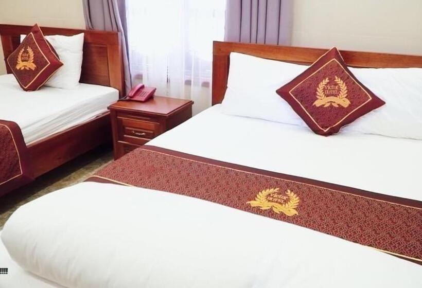 پانسیون Victor