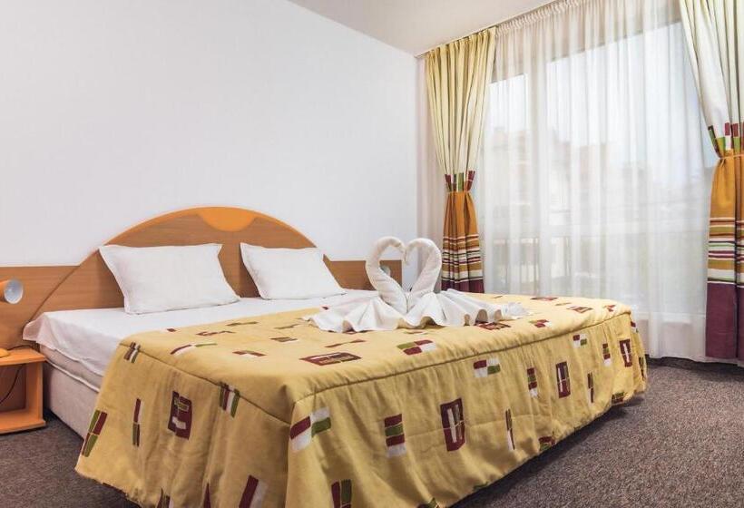 膳宿费 Villa Martina