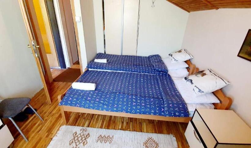 پانسیون Villa Vrben