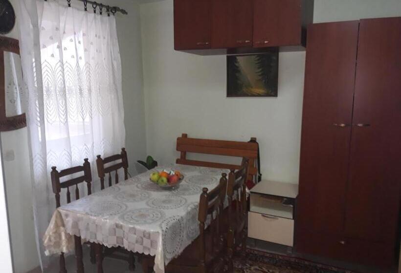 پانسیون Villa Vrben