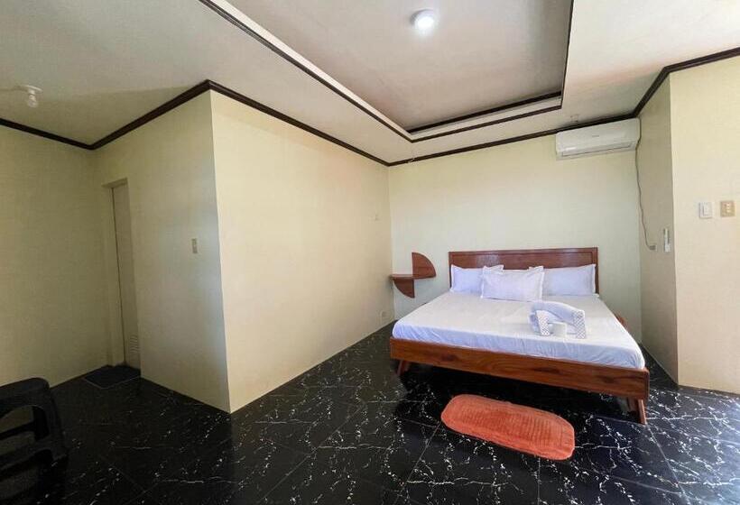 منتجع Puraran Surf Beachfront Suite