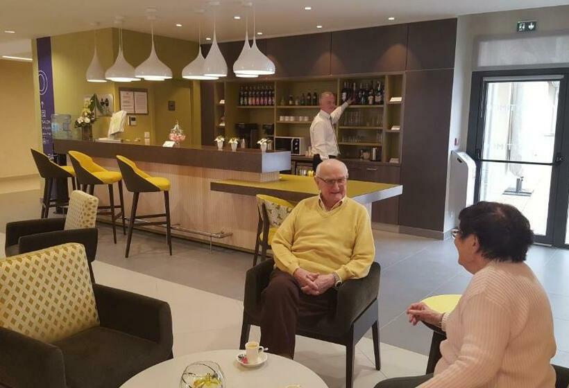 Résidence Séniors Domitys Les Hautes Feuilles