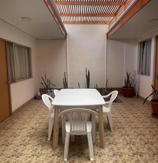 ユースホステル Hospedaje 2174