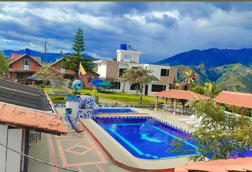 הוסטל Hostería Molino Tropical