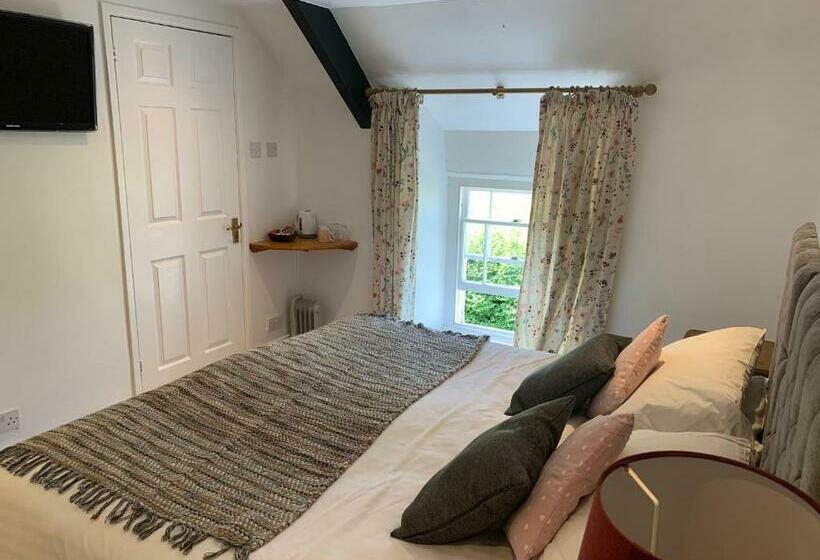 旅馆 Plume Of Feathers