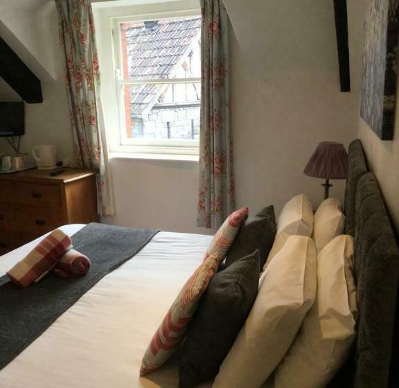 旅馆 Plume Of Feathers