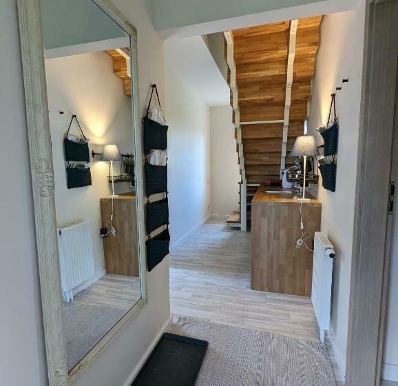 هاستل Vila Vynuogyne