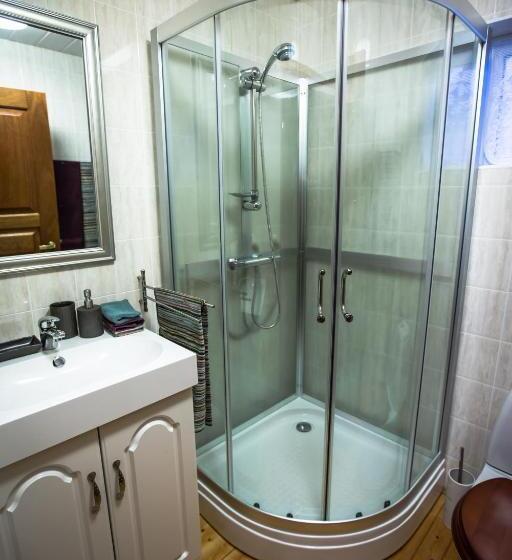 تختخواب و صبحانه Dimon